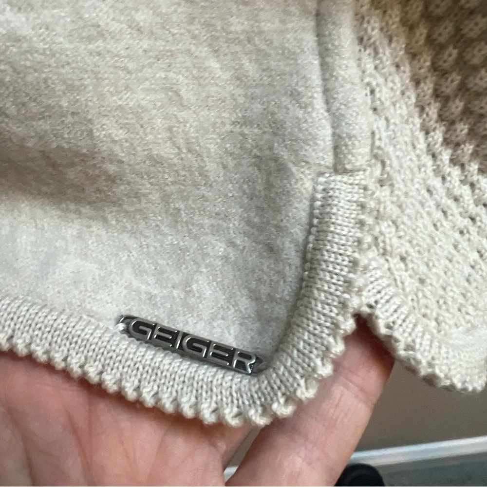 Geiger Button-Front Textured Wool Cardigan - Picture 4 of 6